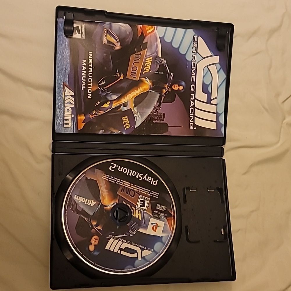 PS2 videogame. Extreme G Racing - Picture 2 of 3